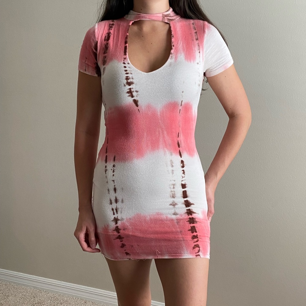 High neck neck tie dye dress